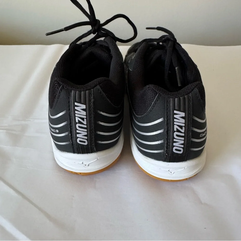 MIZUNO Size 8.5 Women’s CYCLONE SPEED 3 Volleyball Shoes Sneakers